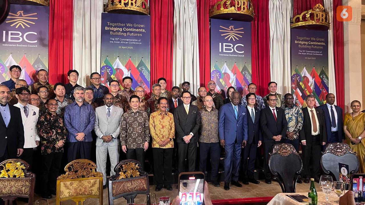 Peringatan 70 tahun Konferensi Asia-Afrika (KAA) yang diselenggarakan Indonesian Business Council (IBC) Selasa (22/4/2025). (Liputan6.com/Tanti Yulianingsih)