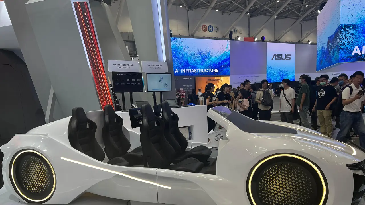 MediaTek Pamerkan Konsep Kendaraan Pintar di Computex 2025.