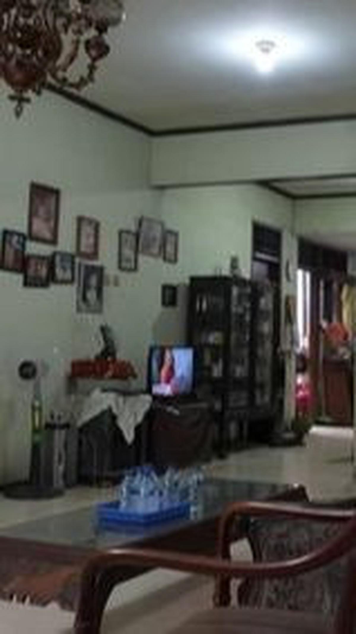 Menurut Sara banyak barang-barang yang ada di rumah tersebut yang posisinya masih sama.
