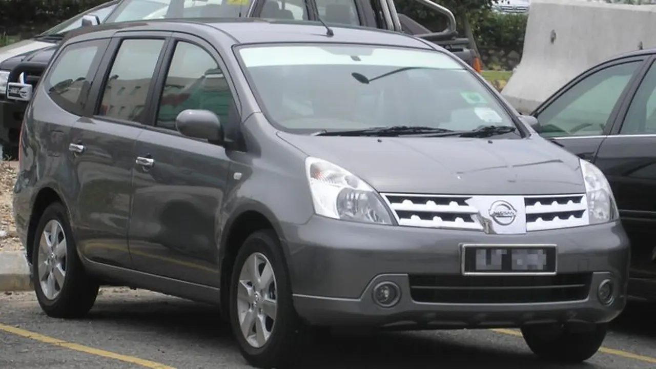 Avanza, Grand Livina, dan Innova, Berapa Harga Bekas Termahalnya?