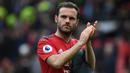 3. Juan Mata – Pemain Manchester United ini terkenal aktif membagikan kegiatannya di dalam maupun di luar lapangan dengan membuat video YouTube. Konten nya mulai dari Tips dan trik bermain sepak bola. (AFP/Paul Ellis)