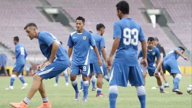 Suasana Latihan Persib Bandung Jelang Final Bhayangkara