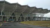 Bandara Kertajati Majalengka akan membuka layanan kargo yang diklaim lebih murah dari bandara Soetta. Foto (Liputan6.com / Panji Prayitno)