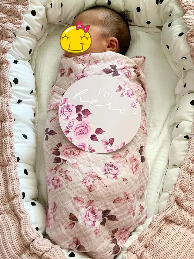 Melahirkan Anak Pertama, Ini 7 Potret Perjalanan Kehamilan Istri Derby Romero