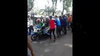 Rebutan Penumpang, Opang dan Ojek Online Berseteru Lagi