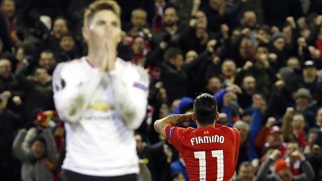 Video highlights babak 16 besar Europa League yang mempertemukan Liverpool melawan Manchester United yang berakhir dengan skoe 2-0. Dua gol Liverpool dicetak oleh Daniel Sturridge dan Roberto Firmino pada menit ke-20 dan '73.