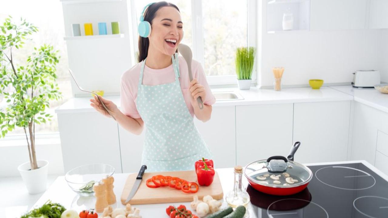 2. Berkreasi dengan Bahan-Bahan Masakan di Rumah<br>