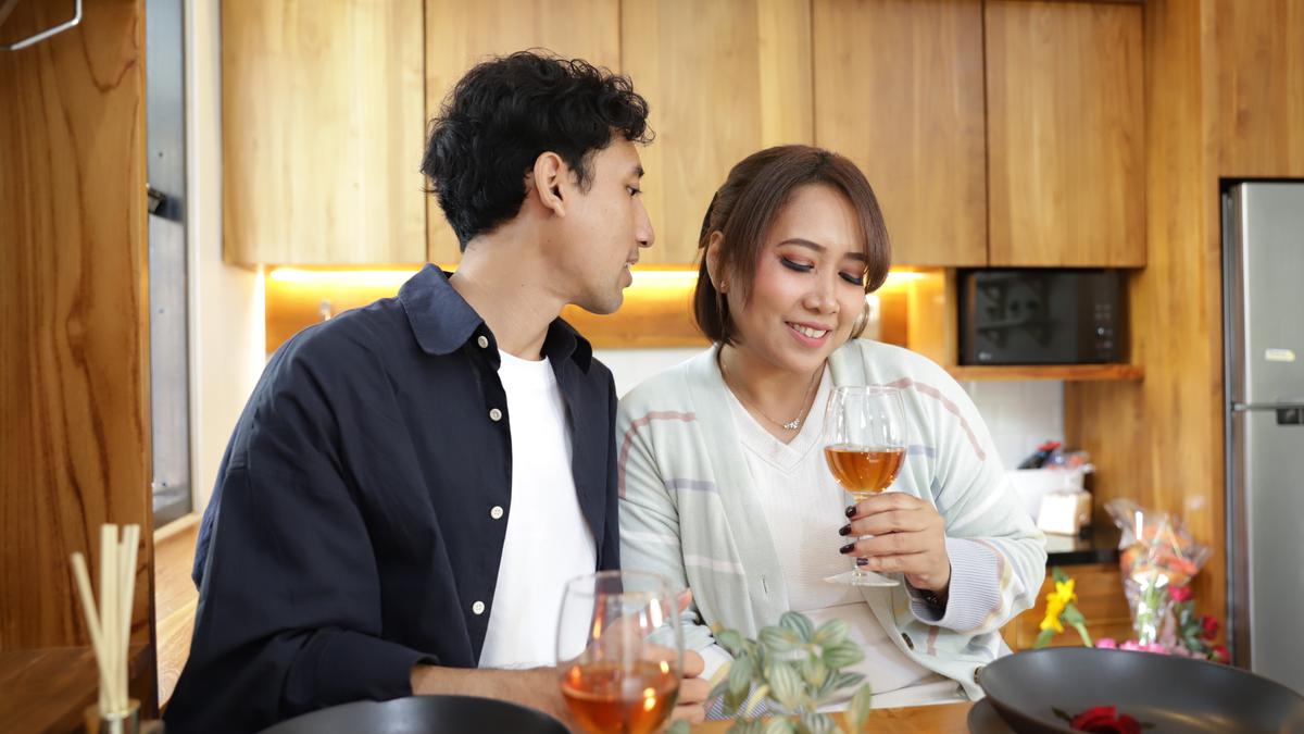 7 Tanda Seseorang Ingin Mendapat Perhatianmu Kembali