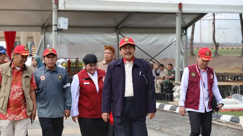 Kepala BPIP Prof. Yudian Wahyudi, menyaksikan pelaksanaan gladi bersih persiapan upacara peringatan Hari Lahir (Harlah) Pancasila 1 Juni 2024 di Lapangan Garuda Pertamina Hulu Rokan Dumai, Riau, Jumat (31/5) (Istimewa)