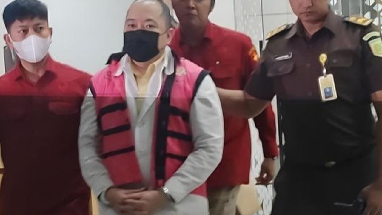 Terungkap! Mantan Wadirut PT Sritex Iwan Kurniawan Tersangka ke-12 Kasus Kredit Fiktif Bank, Kerugian Negara Capai Triliunan