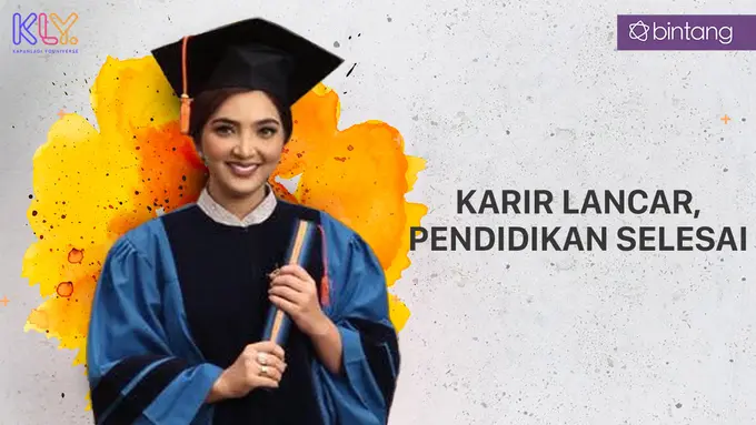 [Bintang] Ashanty Wisuda