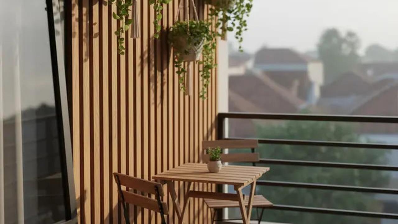 10 Ide Balkon Rumah Mungil di Lahan Terbatas yang Fungsional, Bikin Betah Nongkrong