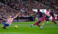 Namun, mereka mampu bangkit dan menyamakan kedudukan pada menit ke-42 lewat Marcus Rashford. (AP Photo/Bernat Armangue)