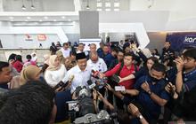 Dapur Umum Kemensos Jangkau Belasan Ribu Korban Bencana di Sumbar, Pastikan Kebutuhan Pangan Terpenuhi