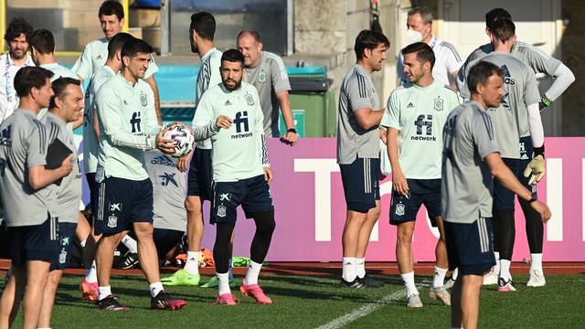 Sesi Latihan Spanyol Jelang vs Swiss