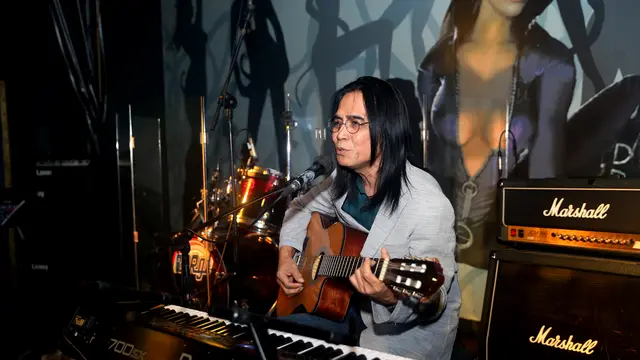 [Bintang] James F Sundah