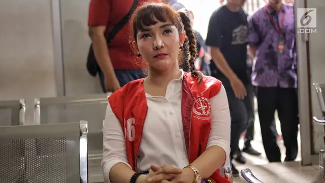 Roro Fitria