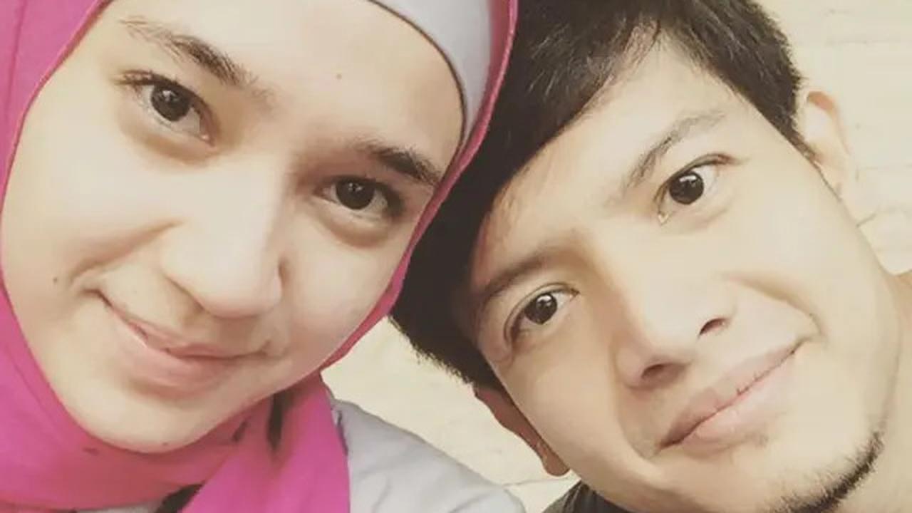 7 Potret Harmonis Dimas Seto dan Dhini Aminarti 15 Tahun Menikah, Punya 46 Anak Asuh