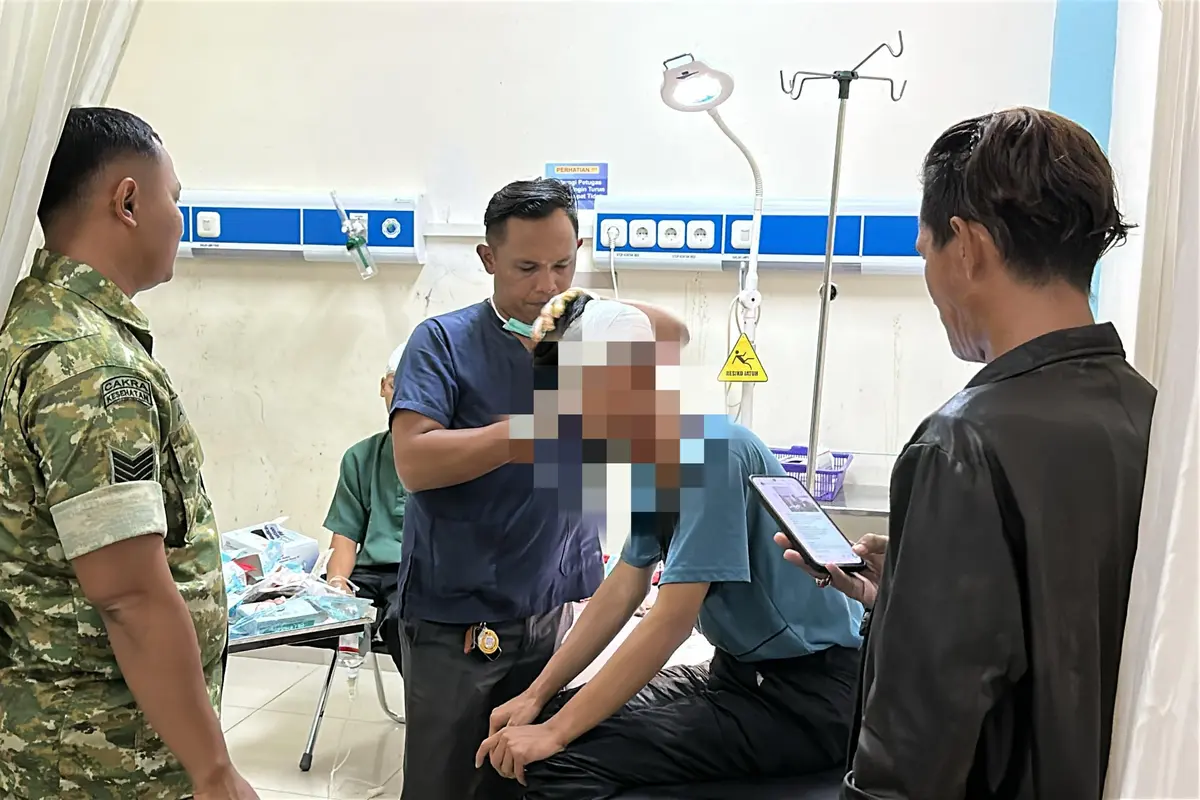 Dua pelajar SMKN 1 Cibadak menjadi korban pembacokan brutal pada Jumat sore 8 Mei 2026.