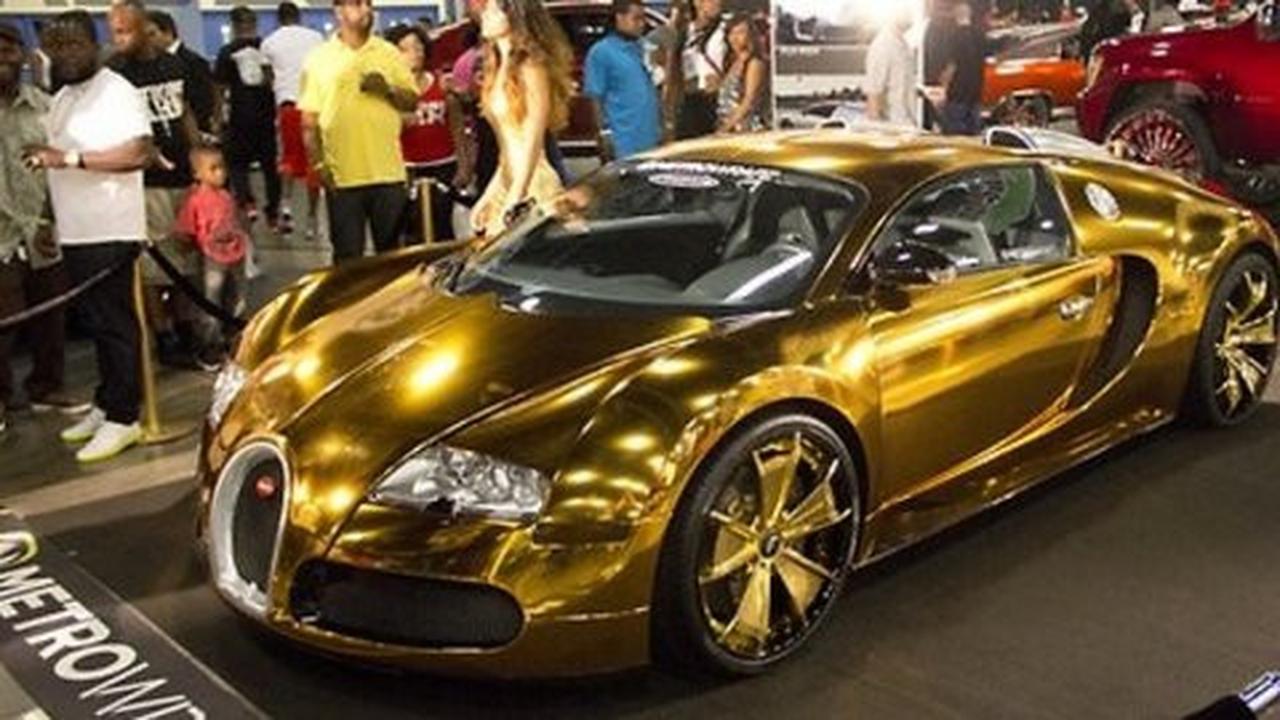 7 Mobil Bugatti super mewah milik selebriti ternama