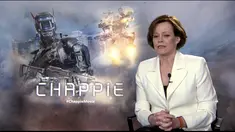 Liputan6.com diundang ke Singapura untuk mewawancarai Sigourney Weaver tentang film barunya, Chappie.