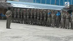 Markas Satuan Polisi Pamong Praja Kota Padang diserang oleh sekelompok orang tidak dikenal, tidak diketahui apa motif penyerangan tersebut, karena mereka kabur setelah beberapa anggota Satpol PP mengejar mereka. Satu kendaraan disita dan bebera petug...