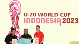Secara resmi FIFA mencabut status Indonesia sebagai tuan rumah pelaksanaan Piala Dunia U-20 2023. (Liputan6.com/Herman Zakharia)