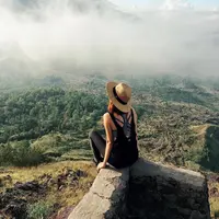 Travel. (wahego/Instagram)