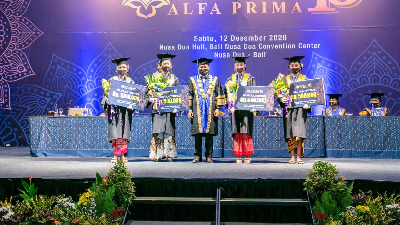 Wisuda ke-16 Kampus Alfa Prima di Tengah Pandemi Covid-19