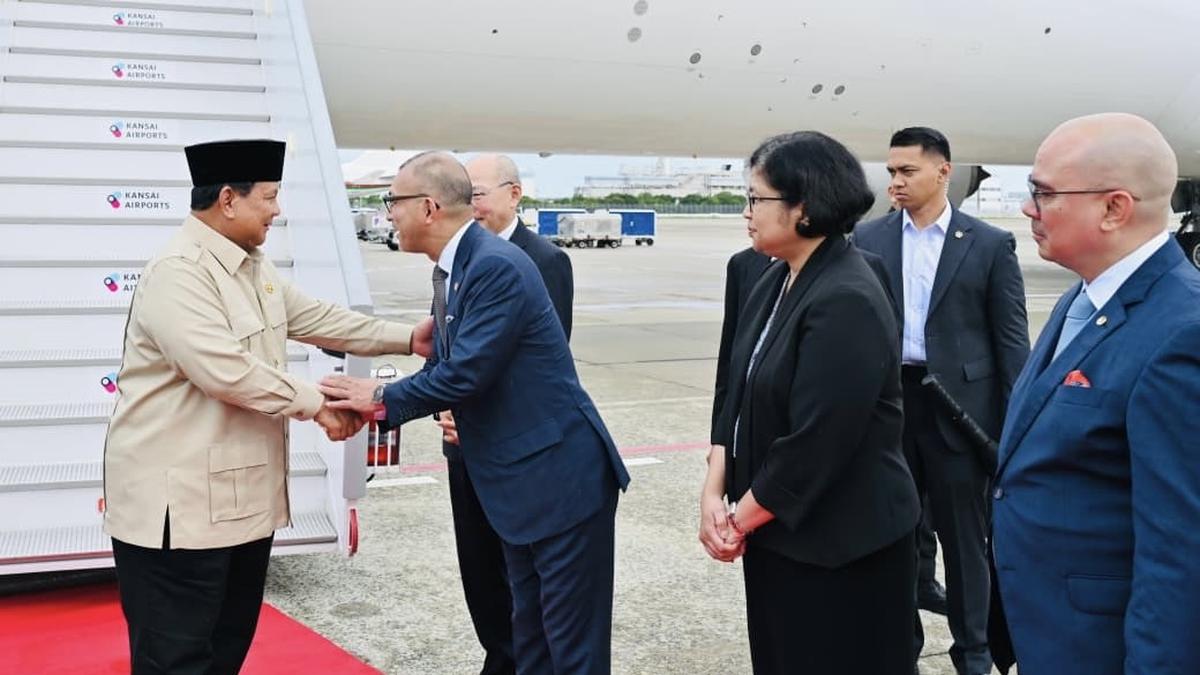 Prabowo Tiba di Jepang, Kunjungi Paviliun Indonesia di Expo 2025 Osaka
