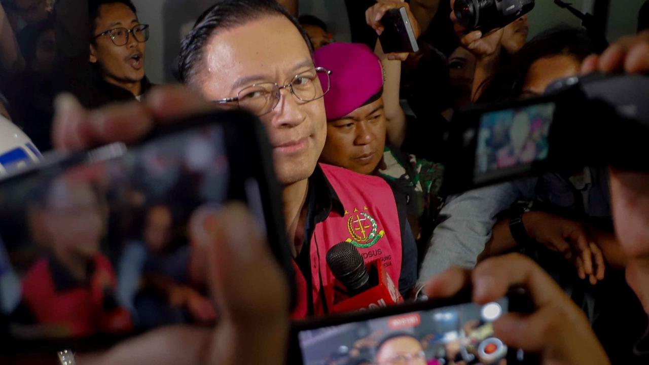VIDEO: Keculasan Impor Gula Tom Lembong, 'Ngumpet-Ngumpet' Beri Perintah Rugikan Indoensia Rp400 M
