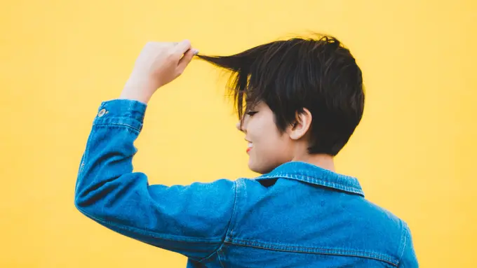 [Fimela] Masker Rambut