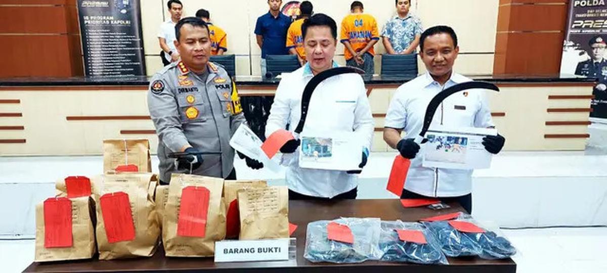Carok Adalah Duel dengan Senjata, Pahami Sejarah Pertarungan Kehormatan Masyarakat Madura