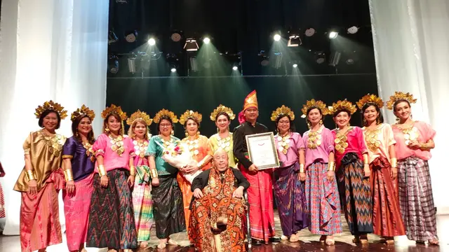 Konser 73 Tahun Cinta Indonesia di Gedung Kesenian Jakarta