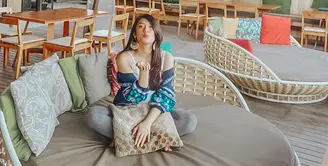 (Instagram/anissaaziza)