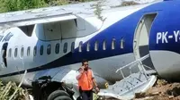 &nbsp;Pesawat Trigana PK YSP ATR 42-500 tergelincir di Bandara Kamanap Serui, Papua, Senin (9/9/2024). (Liputan6.com/ Dok Humas Trigana Air)