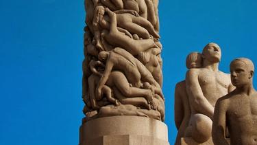 Aduh Patung Patung Ini Telanjang Semua Fashion Fimela Com