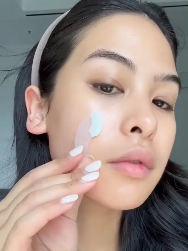 Rahasia Kulit Kencang Bebas Kerutan ala Maudy Ayunda, Ternyata Ini yang Digunakannya