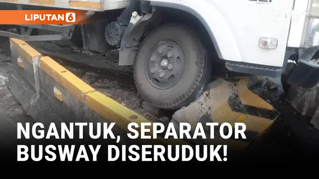 Diduga Sopir Mengantuk, Truk Ekspedisi Tabrak Separator Busway