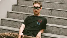 Nama Jerome Kurnia mulai dikenal publik pertama kalinya lewat peran sebagai Robert Suuhorf di film 'Bumi Manusia'. Lewat aktingnya di Bumi Manusia tersebut membawa dirinya masuk dalam nominasi Piala Citra 2019.(Liputan6.com/IG/@jerompret)