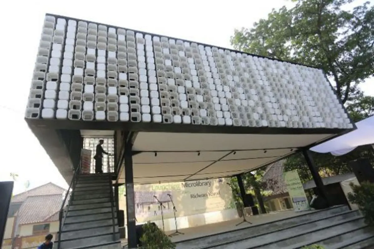 Pertama di Dunia! Bandung Miliki Microlibrary dari 2 Ribu Ember