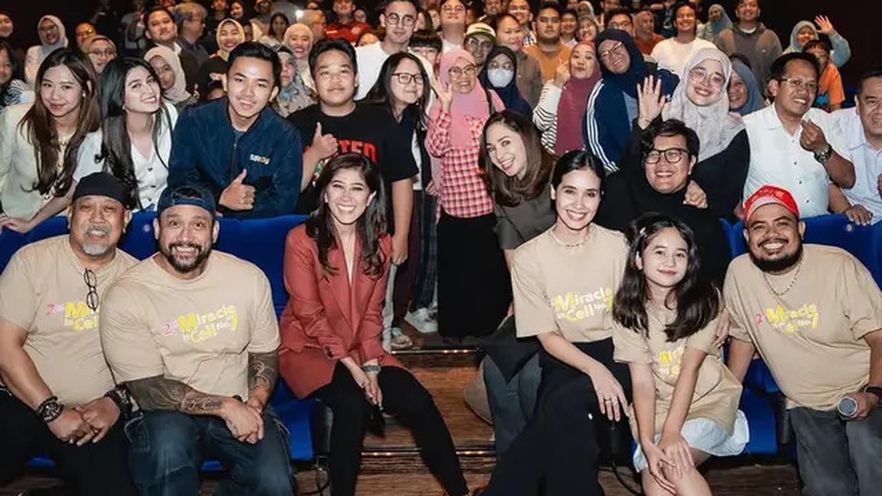 6 Potret Menteri Meutya Hafid Nonton Film 2nd Miracle In Cell No. 7: Tak Menyangka Bakal Diajak Nangis