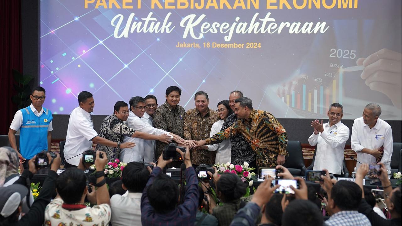 Konferensi pers 'Paket Kebijakan Ekonomi untuk Kesejahteraan'