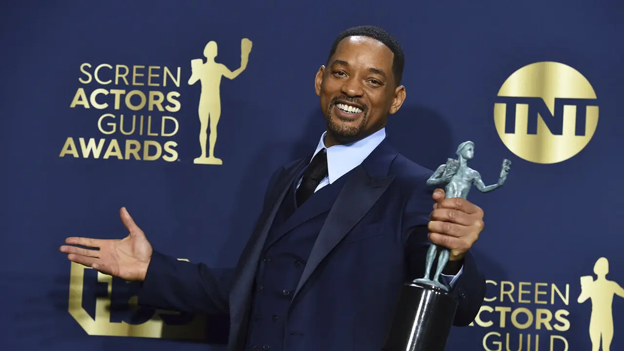 Will Smith di SAG Awards 2022. (Jordan Strauss/Invision/AP)