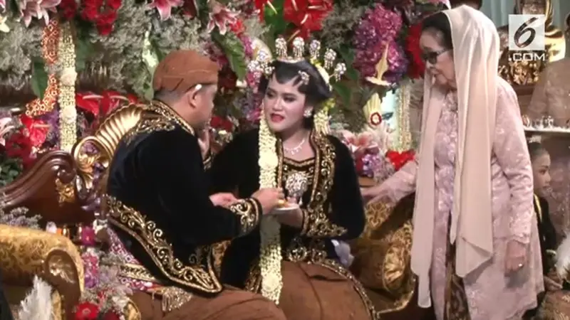 Pernikahan Kahiyang Ayu - Bobby Nasution
