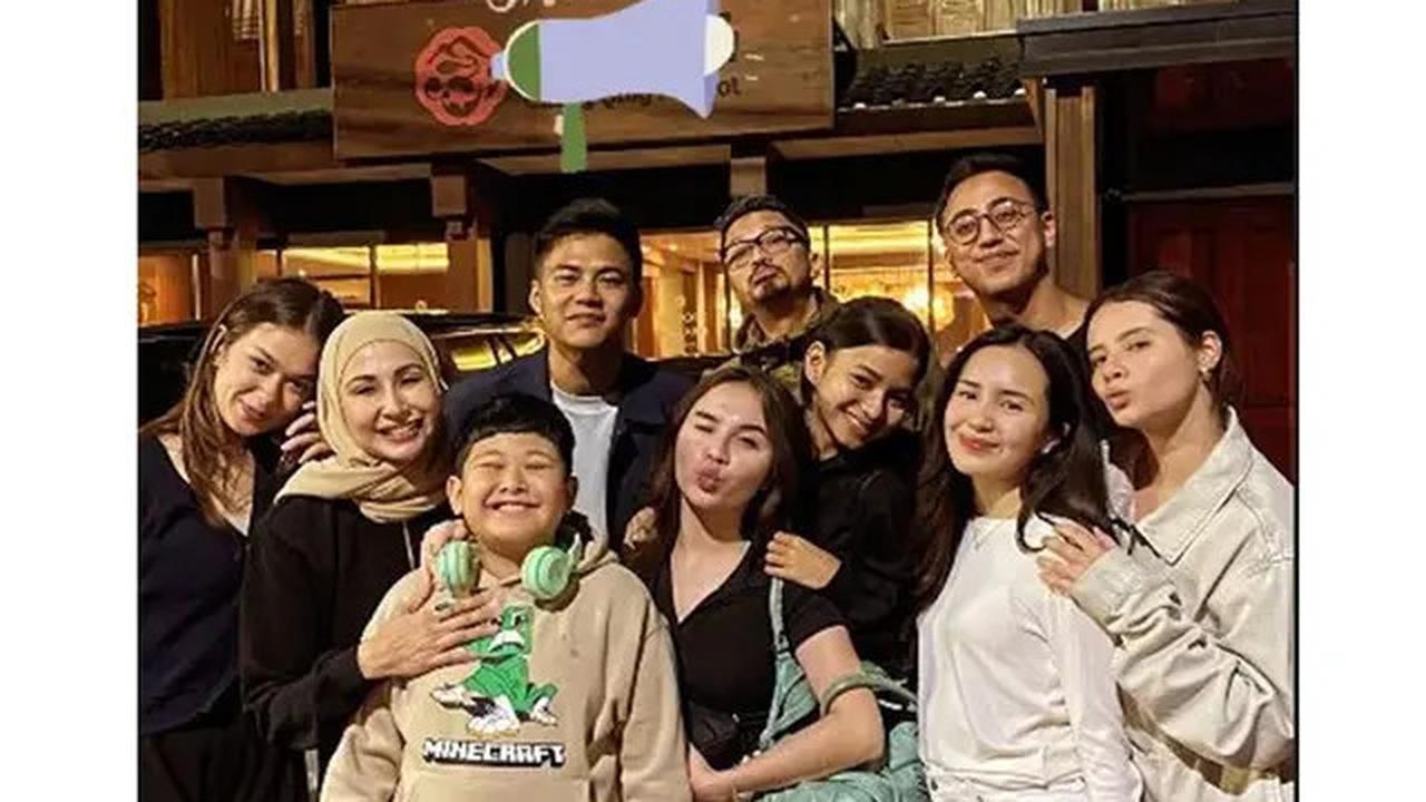 6 Potret Sahur Bareng Pemain Mermaid in Love, Amanda Manopo dan Angga Yunanda Absen