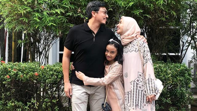 Keharmonisan Keluarga Kecil Laudya Cynthia Bella