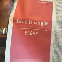 Peceraian Brad Pitt - Angelina Jolie ini melahirkan sejumlah iklan yang bikin ngakak. (Via: istimewa)