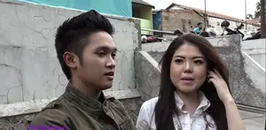 Rio Pratama dan Tina Toon saling melempar pujian, ketika dipergoki sedang bersama. Rio pun menjelaskan kecocokannya dengan mantan penyanyi cilik itu.