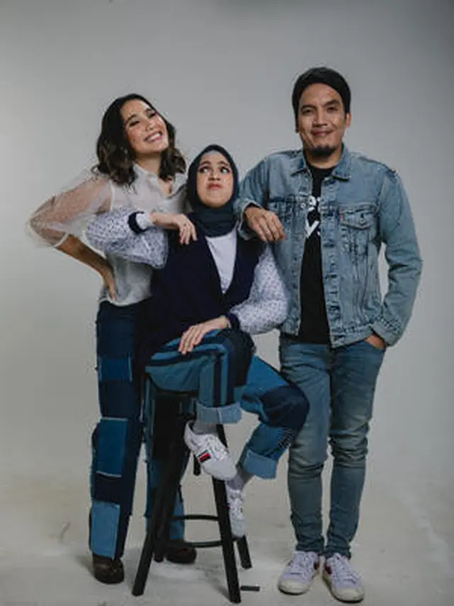 Desta dan Gina